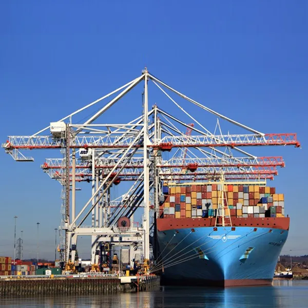 Ports & Ships